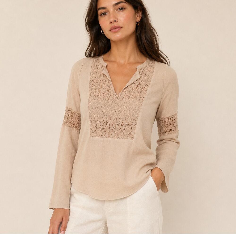 Laurie & Joe Split neck BOHO Blouse Beige lace trim Size Medium